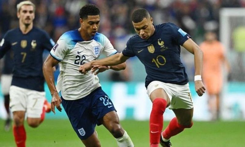 Mbappe gốc nước nào?