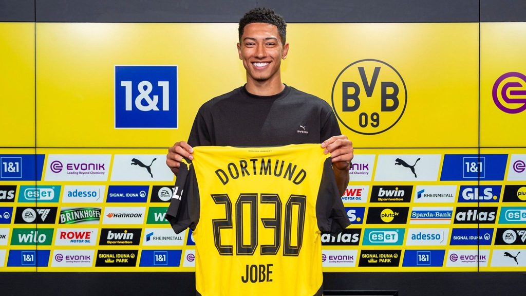 Jobe Bellingham là tương lai của hàng tiền vệ Dortmund?